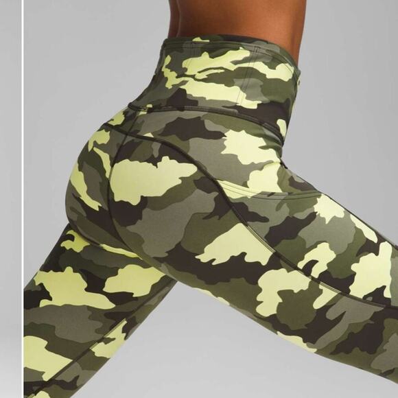 Lululemon Leggings Fast and Free High Rise Crop 23" Camo - Picture 3 of 12